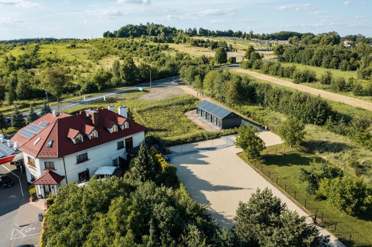 Motel Gosciniec Na Rozdrozu Libiaz Exterior foto