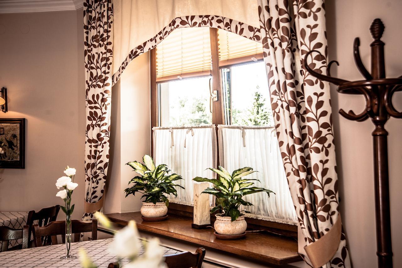 Motel Gosciniec Na Rozdrozu Libiaz Exterior foto